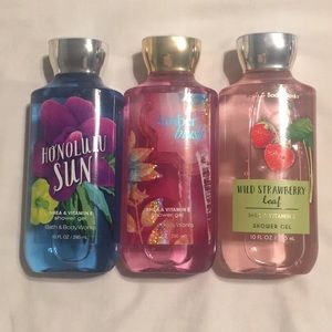 Bath and bodyworks shower gels